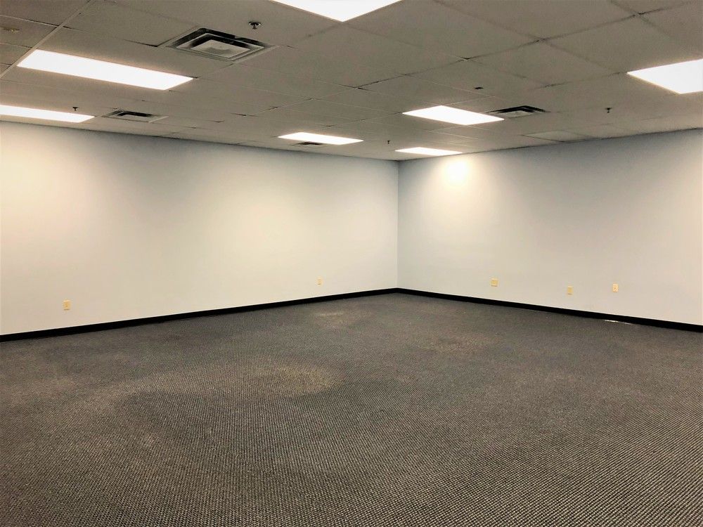 Building 5: 4435 Aicholtz Rd, Cincinnati, OH 45245